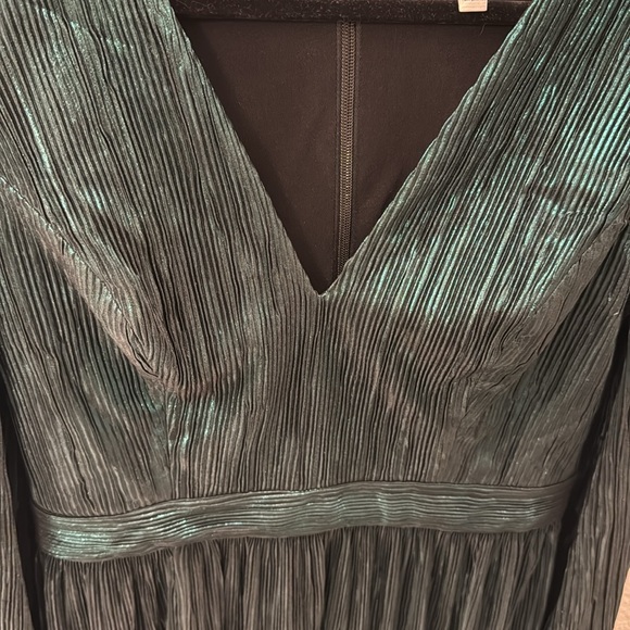 Dress the Population Holly Dress Emerald Green - Picture 6 of 7